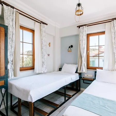 K Paralia * Bozcaada