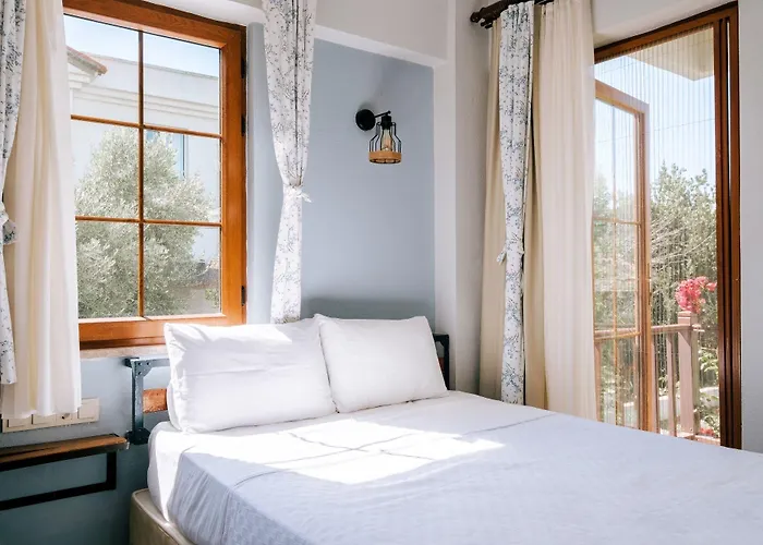 K Paralia * Bozcaada